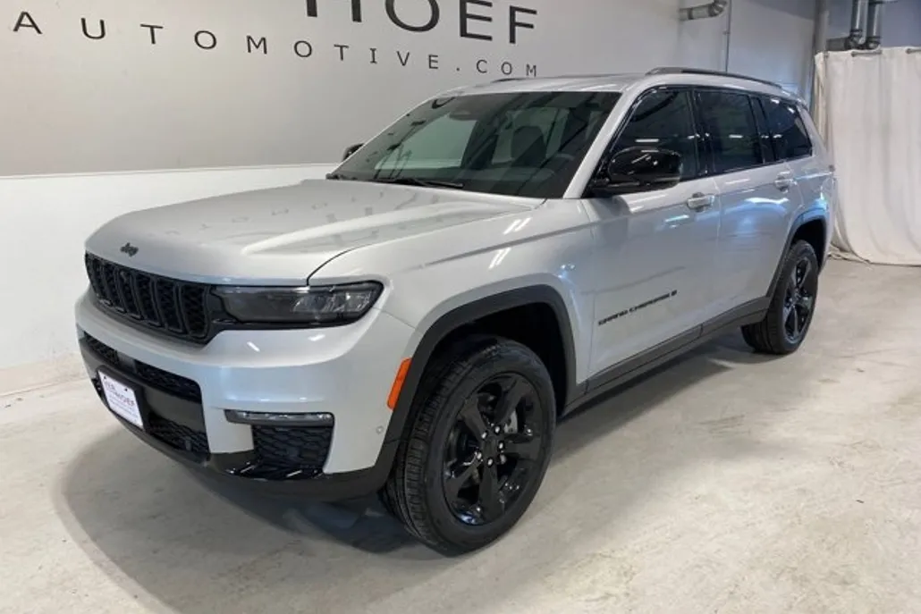 2025 Jeep Grand Cherokee Limited photo 1
