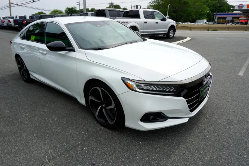 2022 Honda Accord Sport photo 1