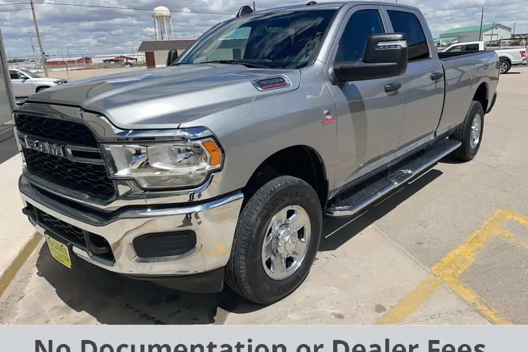 2024 Ram 3500 Tradesman photo 1