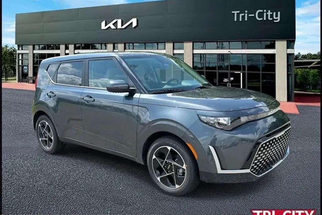 2025 Kia Soul EX photo 1