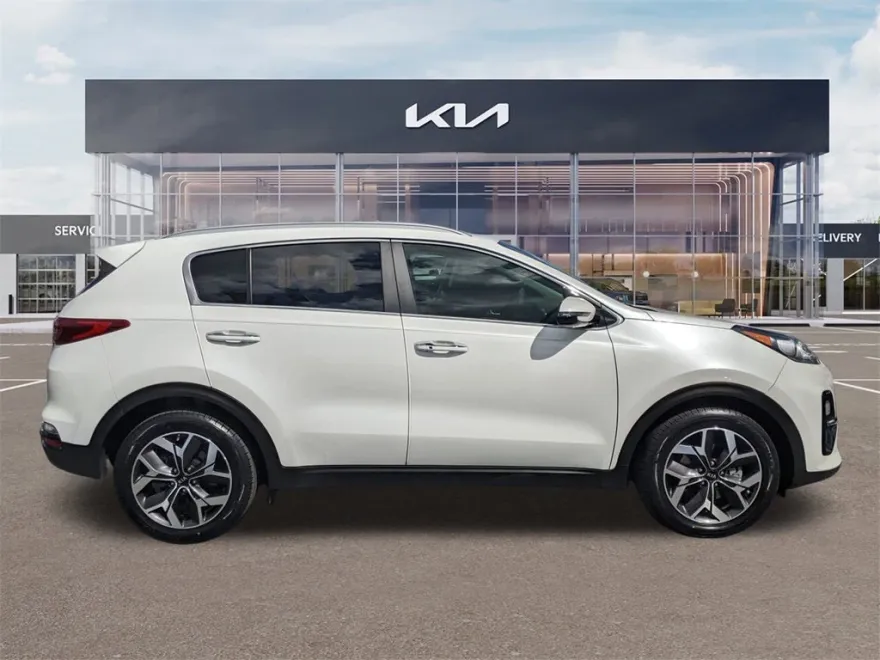 2020 Kia Sportage EX photo 1