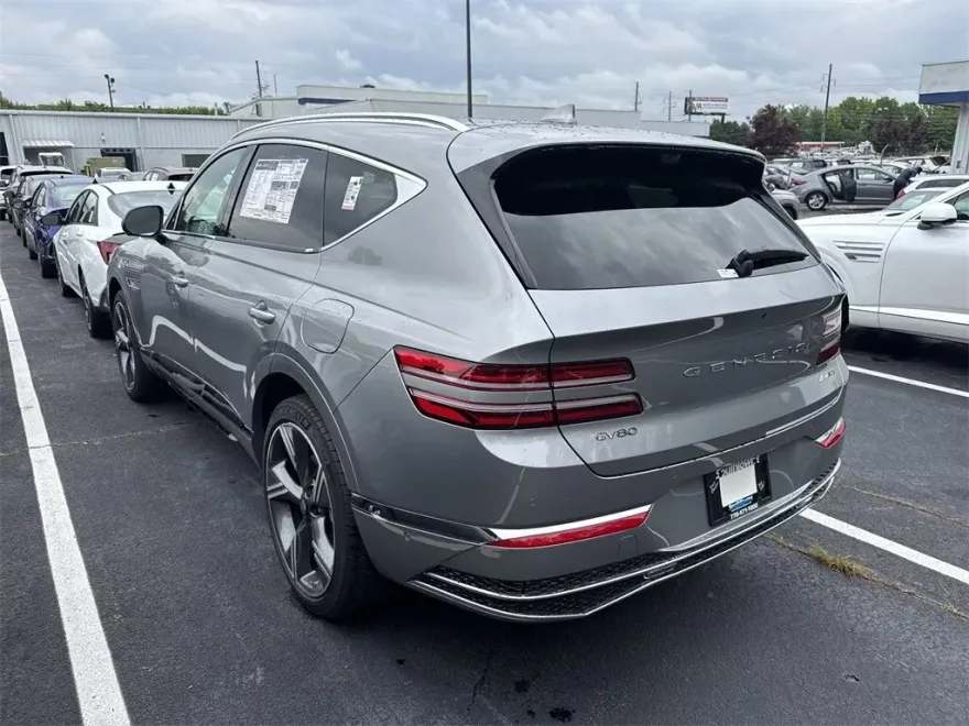 2025 Genesis GV80 3.5T Prestige photo 2