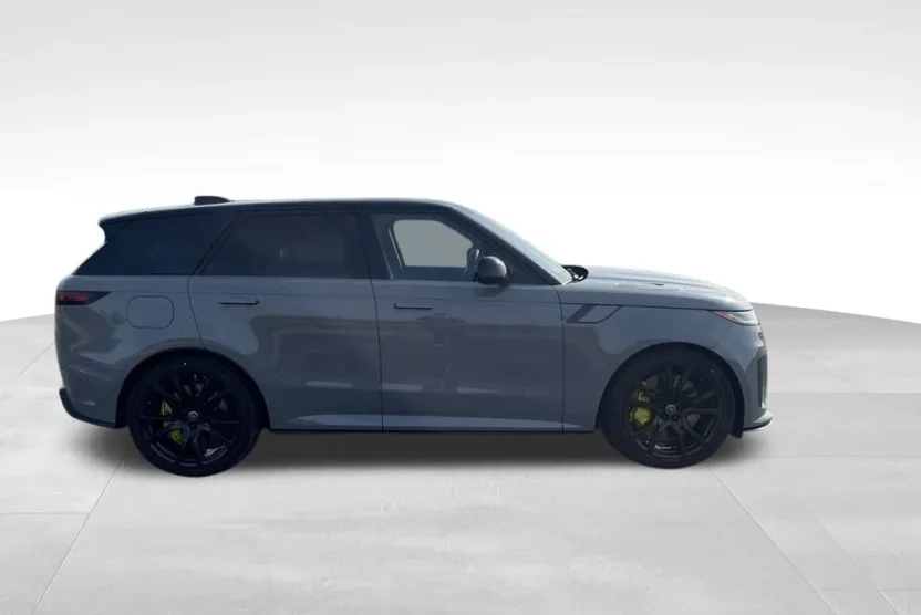 2025 Land Rover Range Rover Sport photo 1