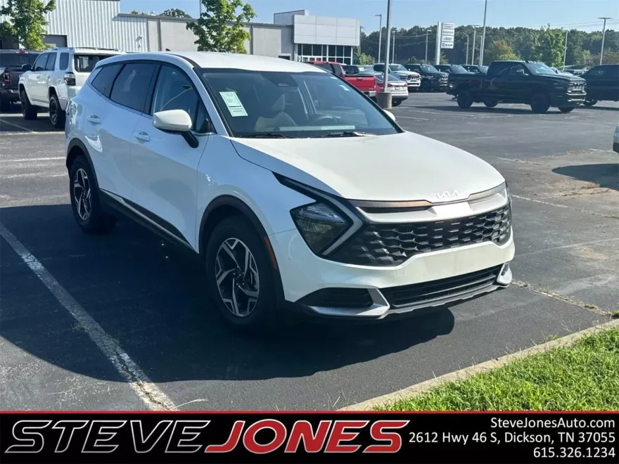 2023 Kia Sportage LX photo 1