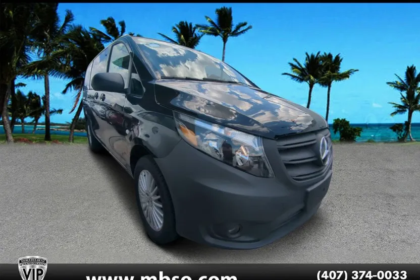 2023 Mercedes Benz Metris photo 1