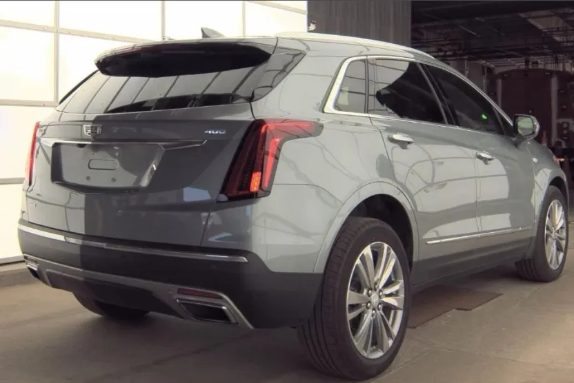 2024 Cadillac XT5 Premium Luxury photo 1