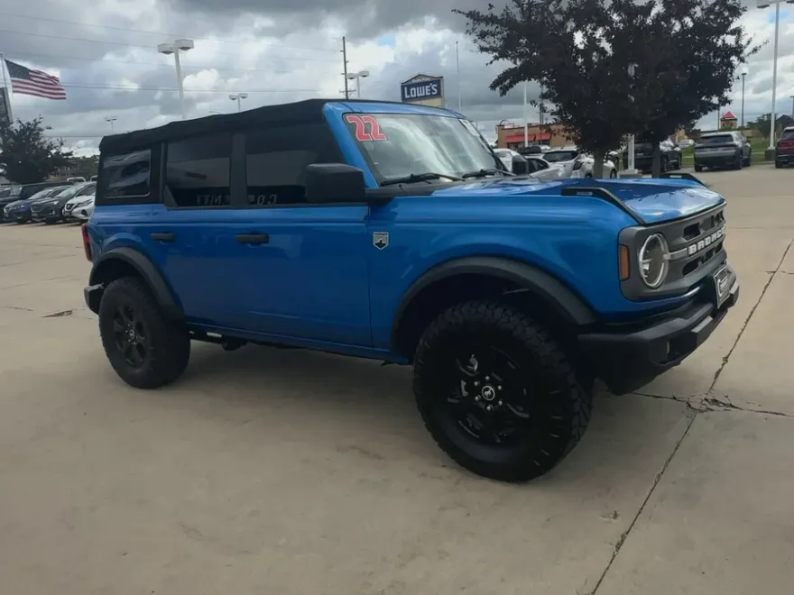 2022 Ford Bronco Big Bend photo 1