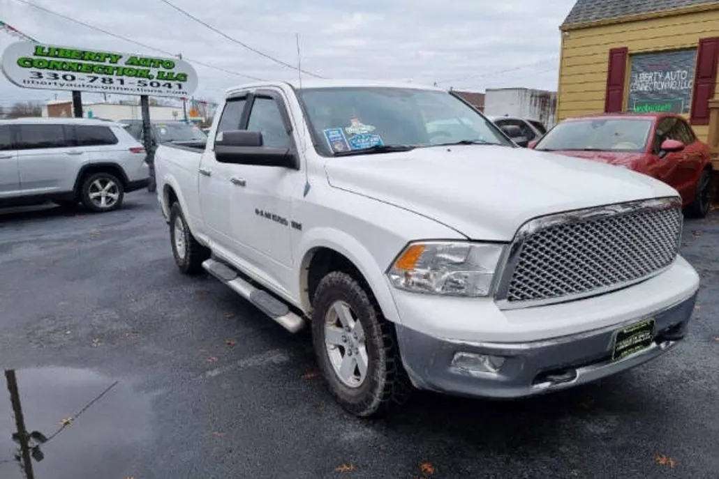 2012 Ram 1500 SLT photo 1