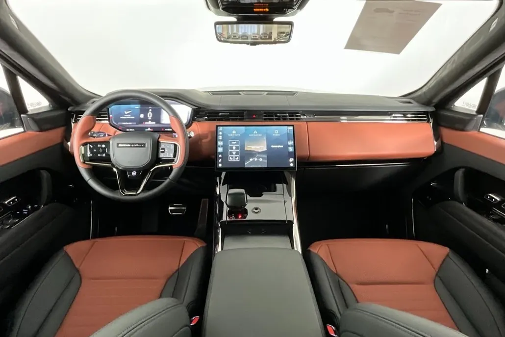 2025 Land Rover Range Rover Sport photo 1