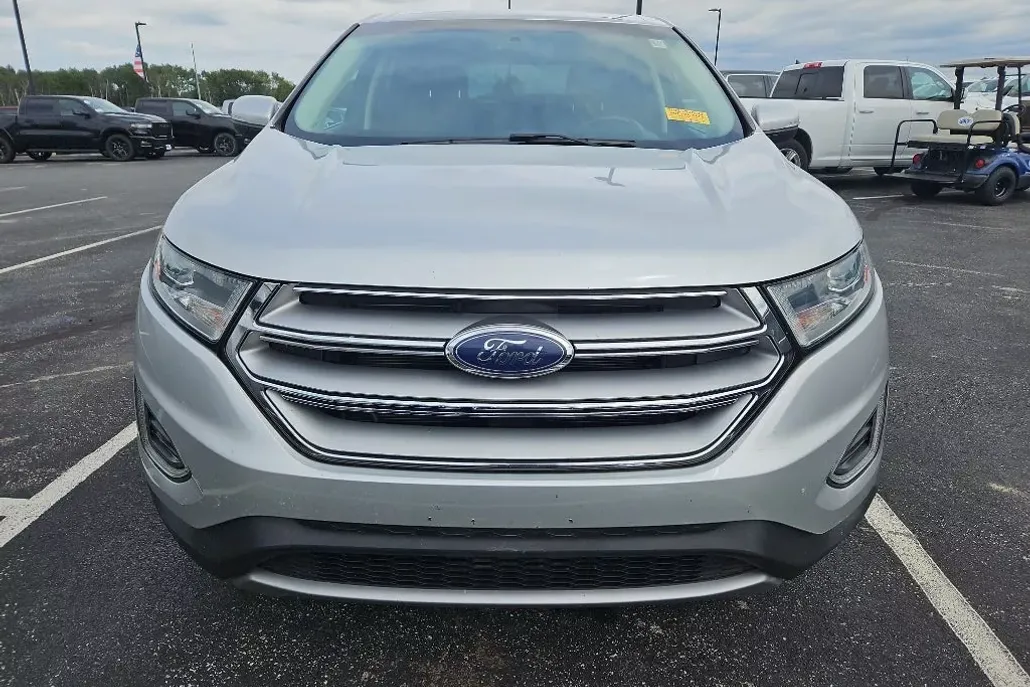 2018 Ford Edge SEL photo 1