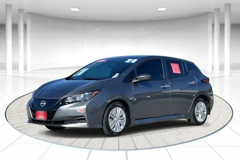 2024 Nissan Leaf S photo 1