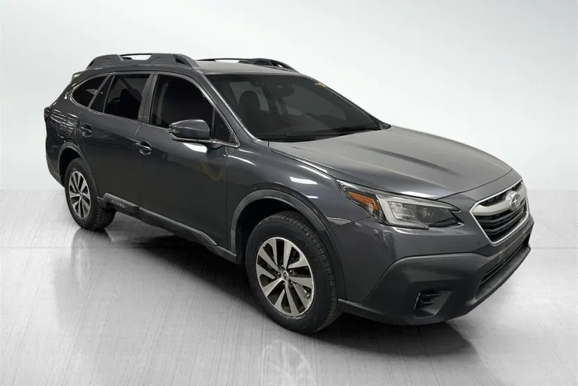 2020 Subaru Outback Premium photo 1