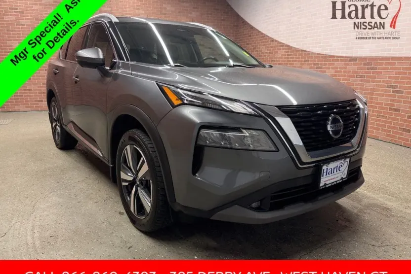 2021 Nissan Rogue SL photo 1