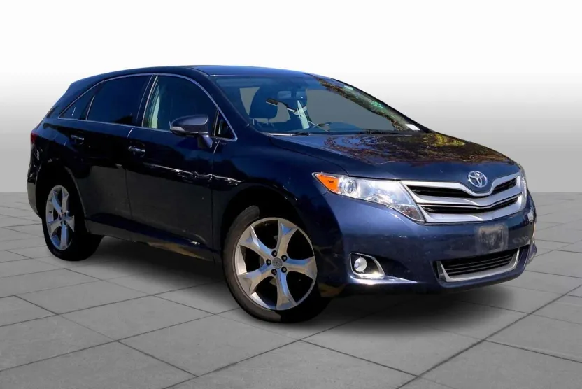 2015 Toyota Venza XLE photo 1