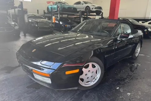 1990 Porsche 944 photo 3