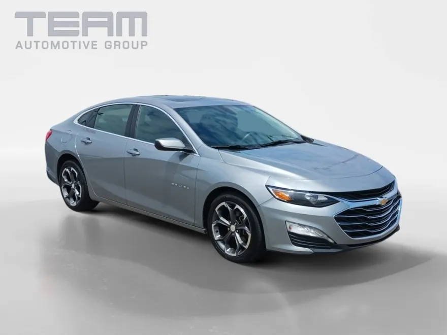 2023 Chevrolet Malibu 1LT photo 1