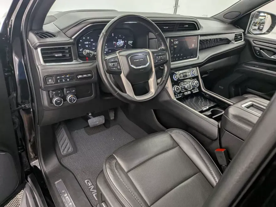 2023 Gmc Yukon Denali photo 1