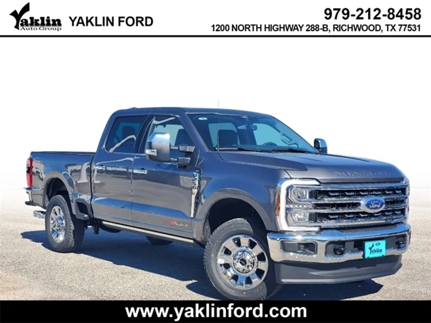 2025 Ford F-250 Lariat photo 1
