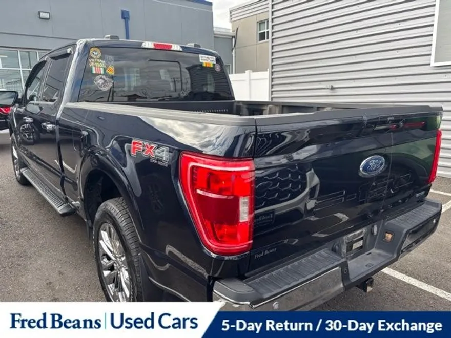 2023 Ford F-150 XLT photo 1