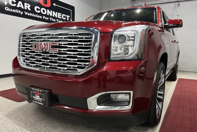 2018 Gmc Yukon XL Denali photo 1