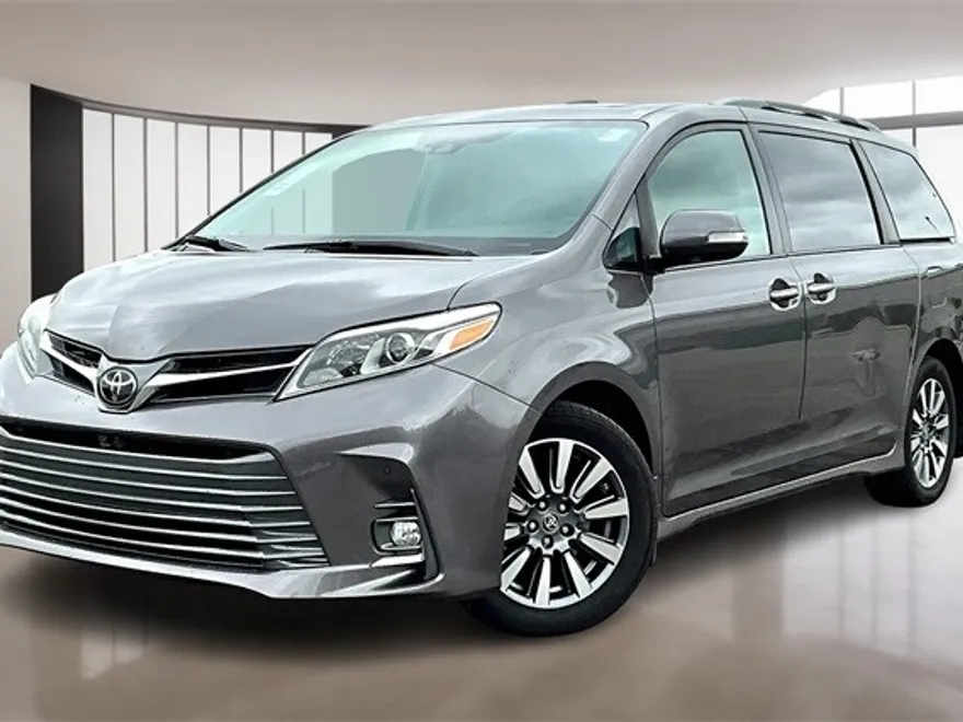 2020 Toyota Sienna Limited Premium photo 1
