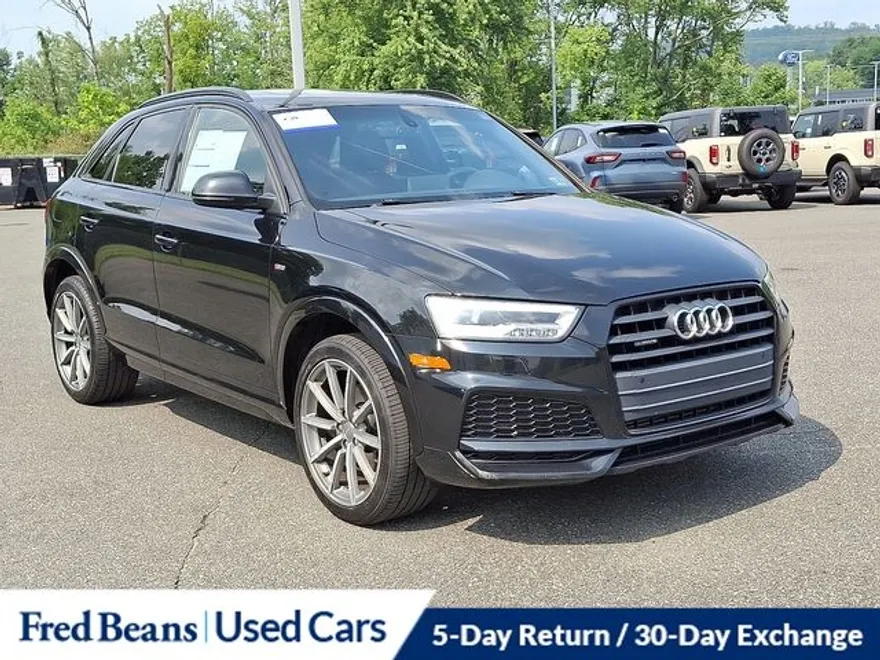 2018 Audi Q3 Premium photo 1
