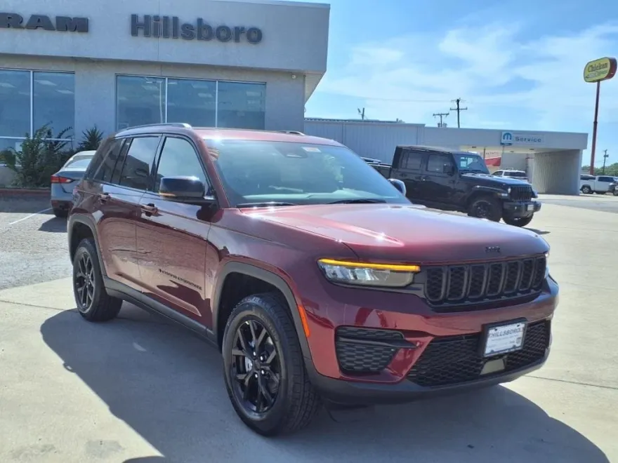 2025 Jeep Grand Cherokee Altitude X photo 1