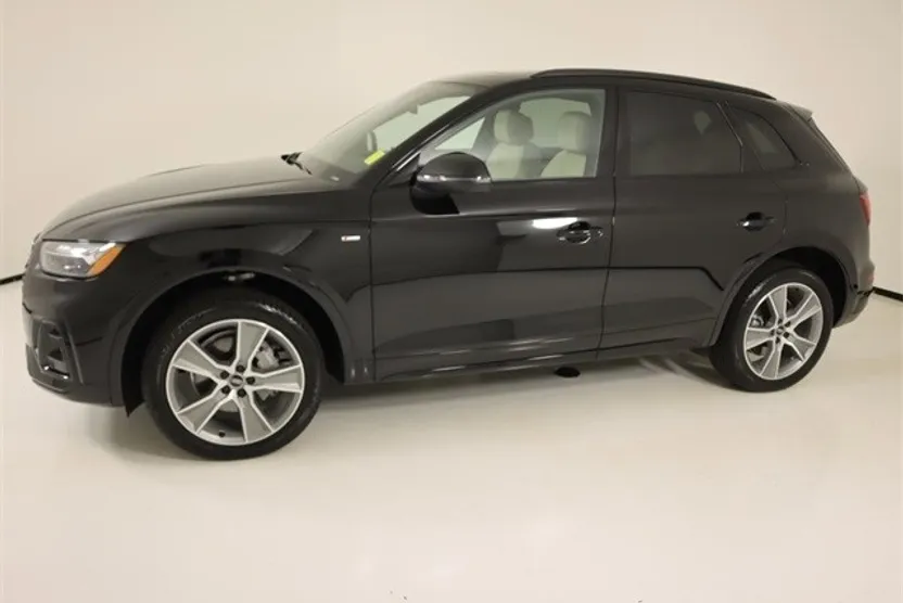 2025 Audi Q5 45 S line Premium photo 1