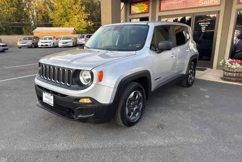 2016 Jeep Renegade Sport photo 1