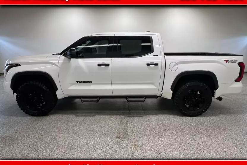 2022 Toyota Tundra SR5 photo 1
