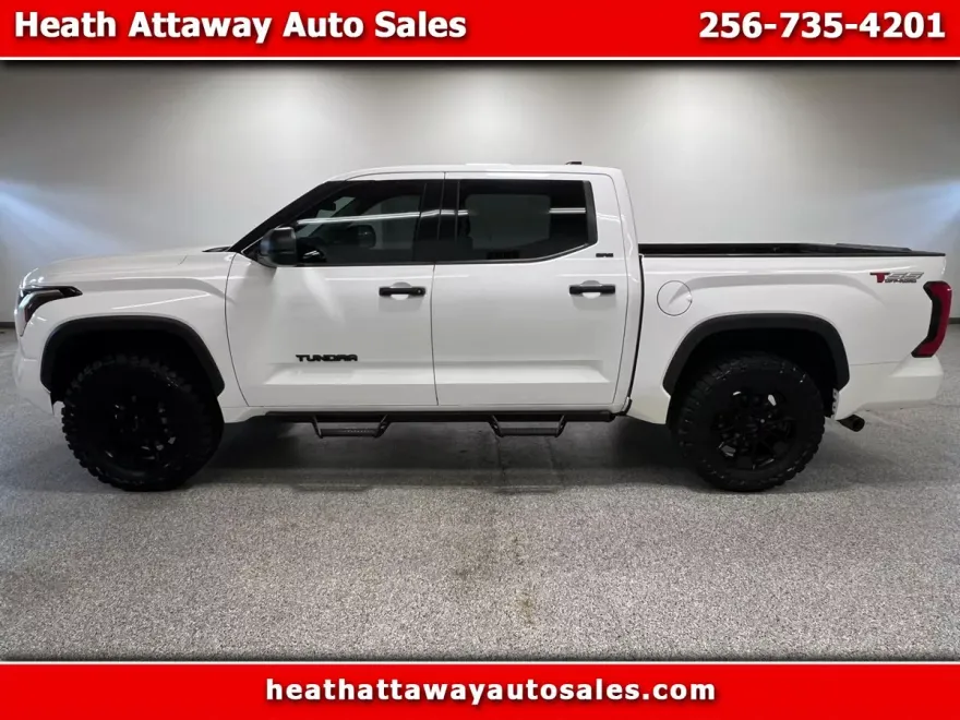 2022 Toyota Tundra SR5 photo 1