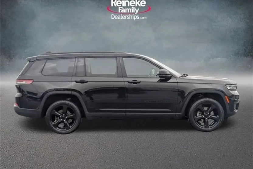 2021 Jeep Grand Cherokee Altitude photo 1