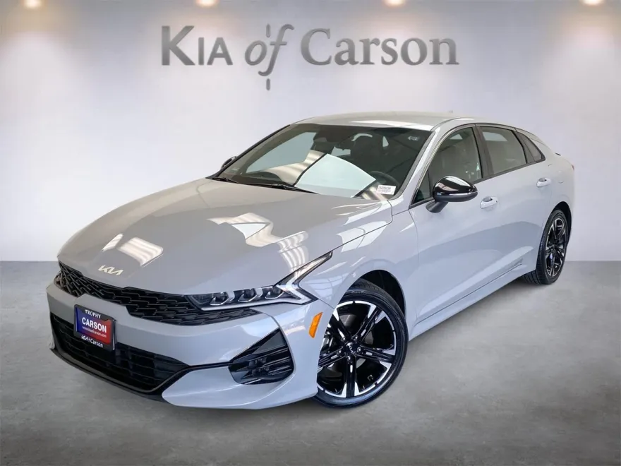2023 Kia K5 GT-Line photo 1