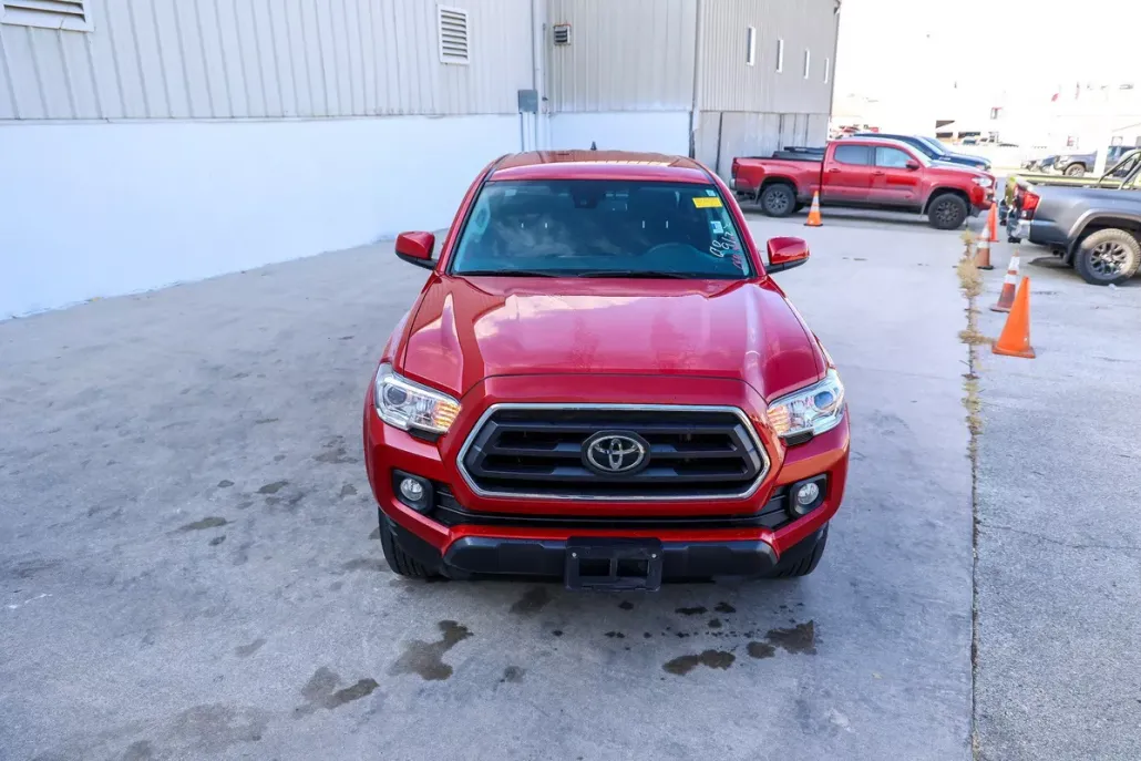 2022 Toyota Tacoma SR5 photo 1