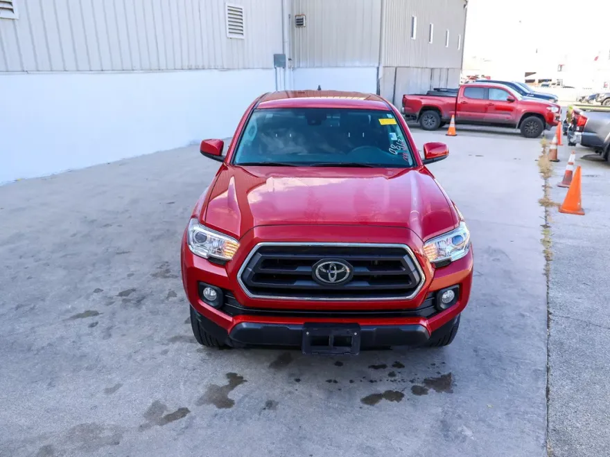 2022 Toyota Tacoma SR5 photo 1