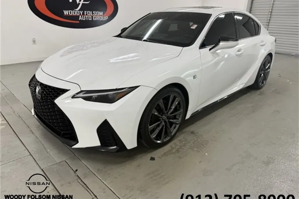2023 Lexus IS 350 F SPORT photo 1