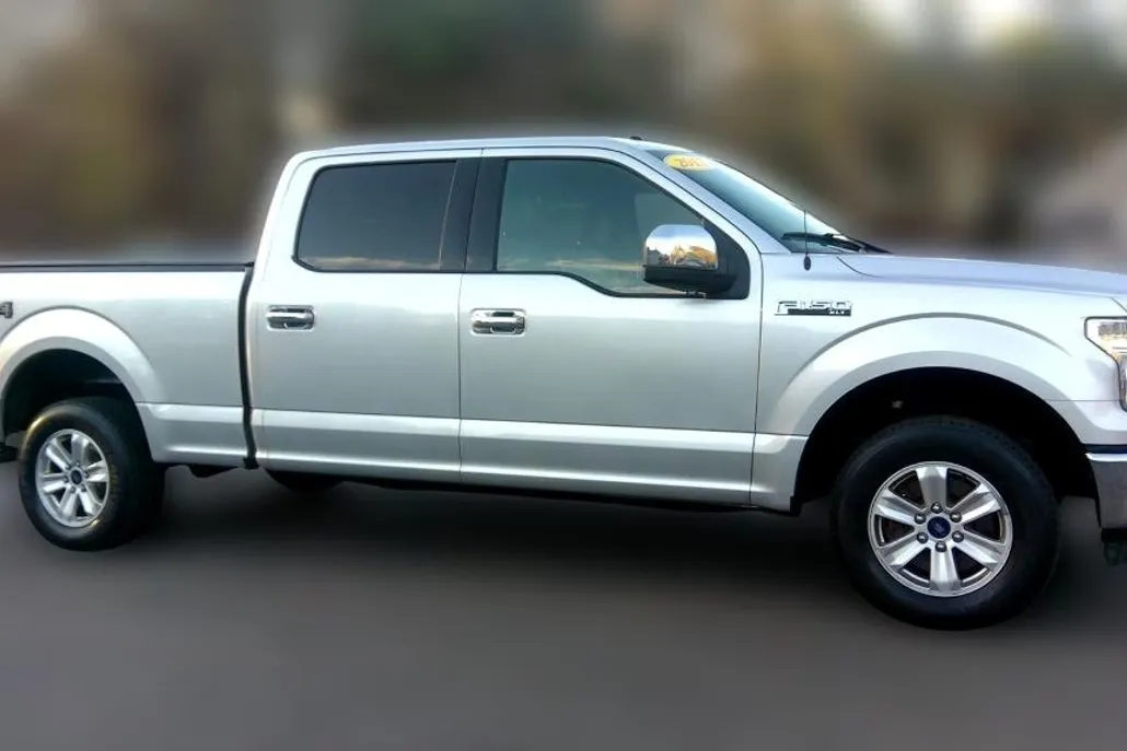 2015 Ford F-150 XLT photo 1