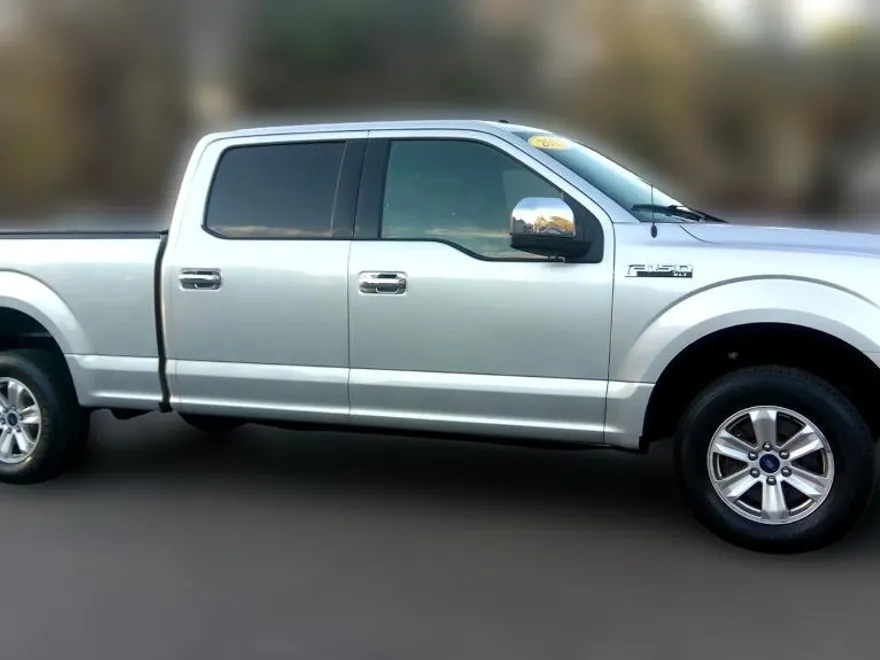 2015 Ford F-150 XLT photo 1