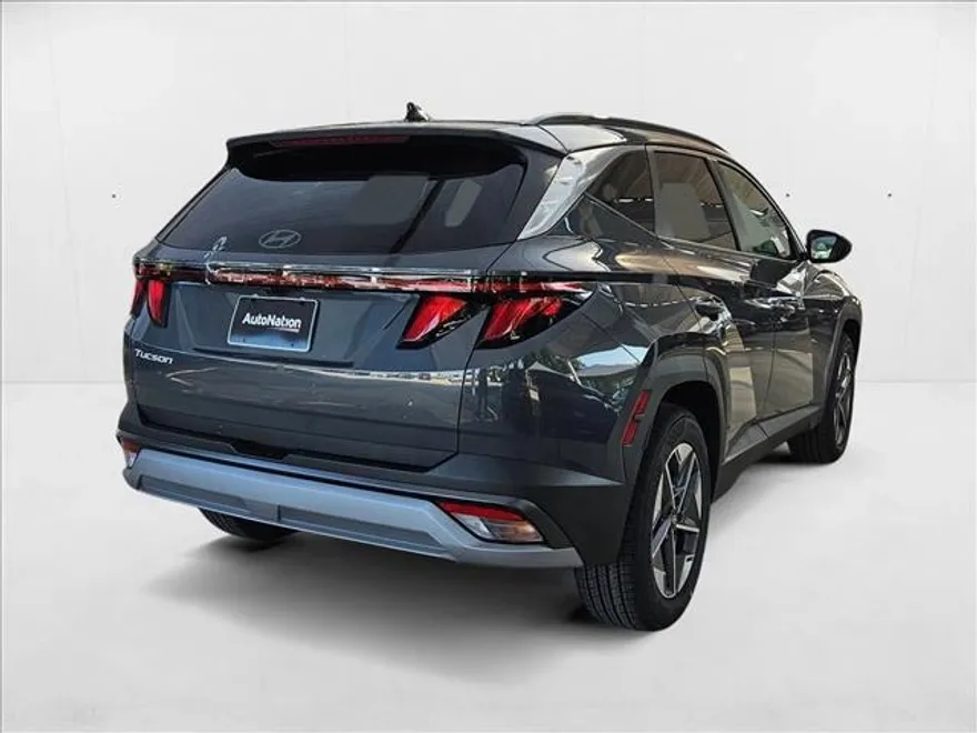 2026 Hyundai Tucson SEL photo 1
