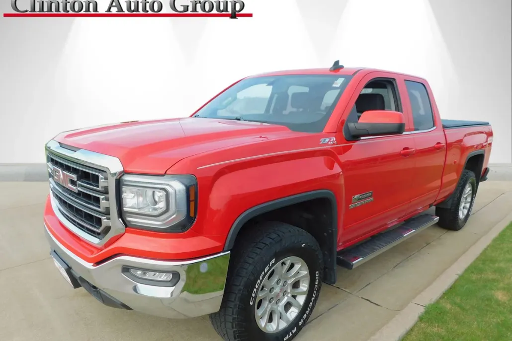 2017 Gmc Sierra 1500 SLE photo 1