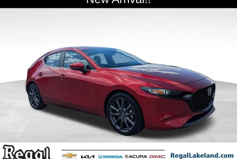 2021 Mazda Mazda3 Hatchback Preferred photo 1