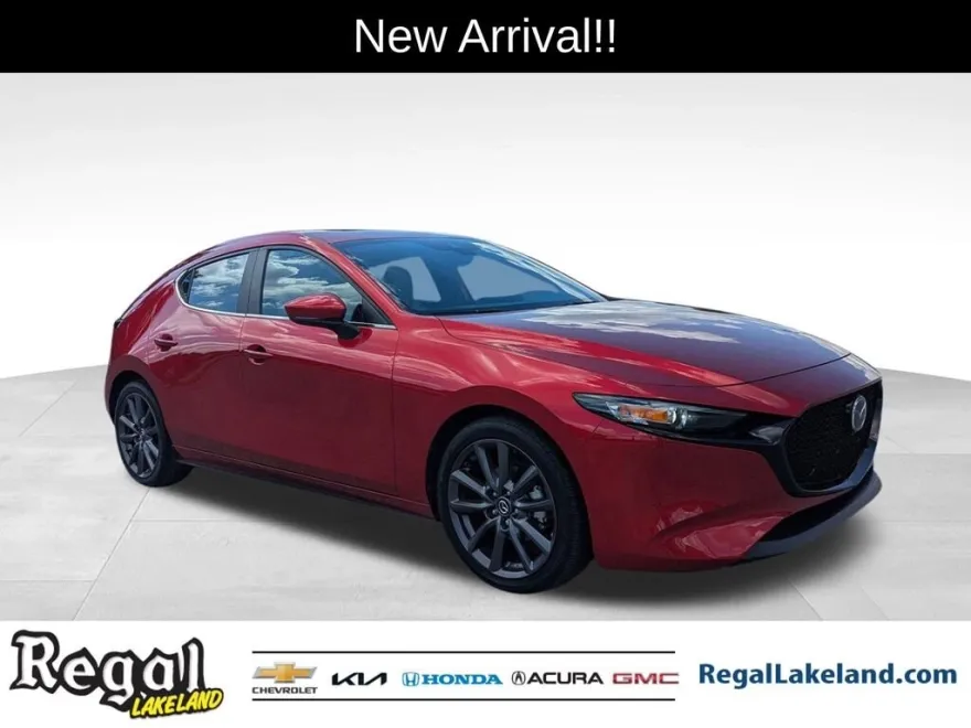 2021 Mazda Mazda3 Hatchback Preferred photo 1