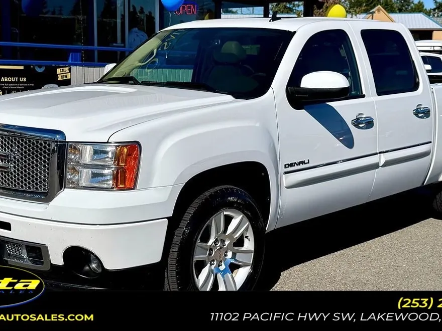 2011 Gmc Sierra Denali photo 1