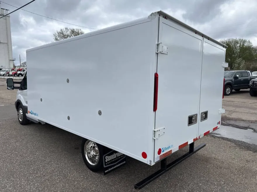 2018 Ford Transit photo 1