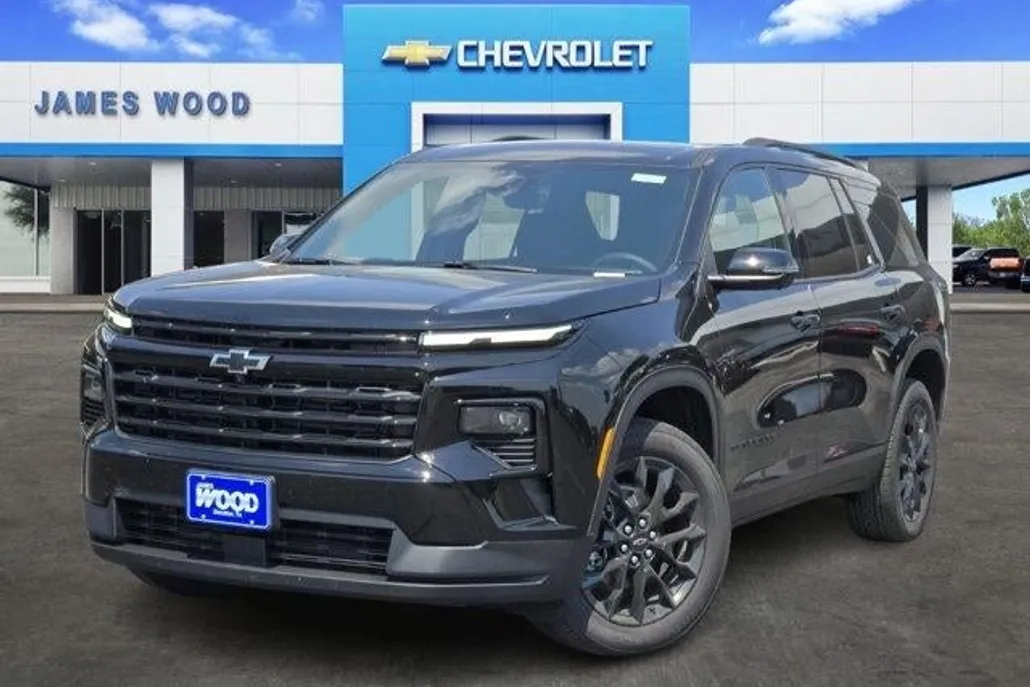 2026 Chevrolet Traverse photo 1