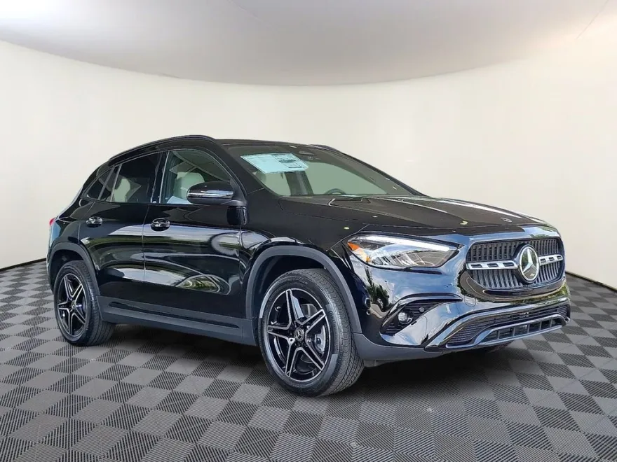 2026 Mercedes Benz GLA 250 4MATIC photo 1