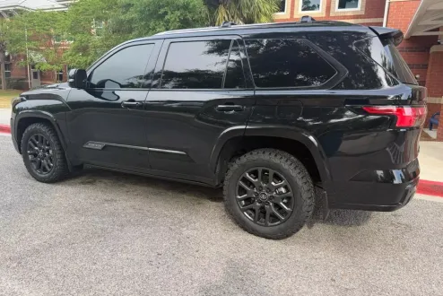 2025 Toyota Sequoia Platinum photo 2
