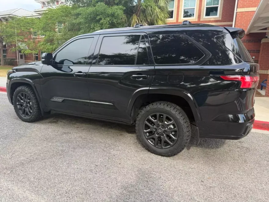2025 Toyota Sequoia Platinum photo 2