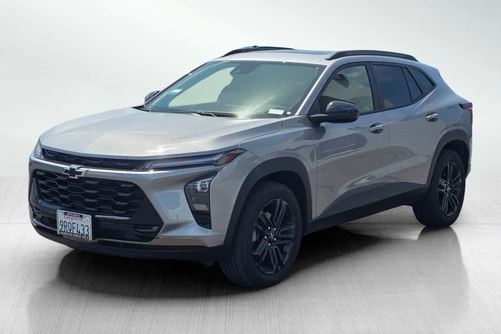 2025 Chevrolet Trax ACTIV photo 1