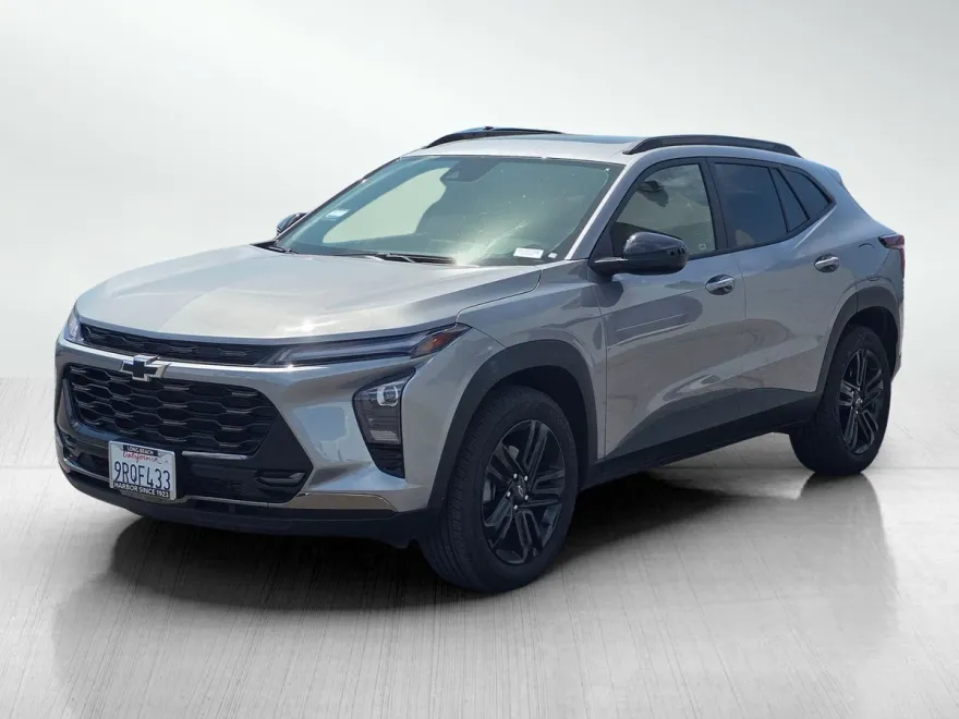 2025 Chevrolet Trax ACTIV photo 1